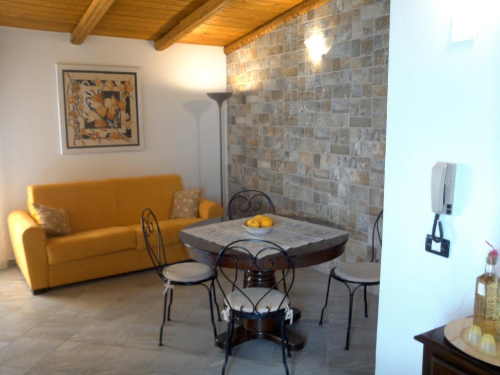 Casa Rimar Apartman Balestrate Szoba fotó